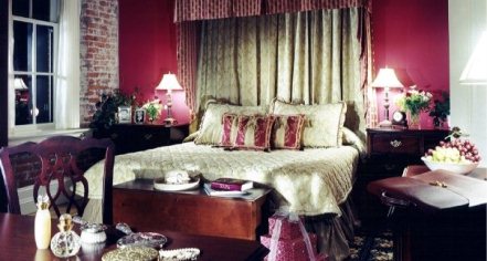 Accommodations:
Napa River Inn
in Napa