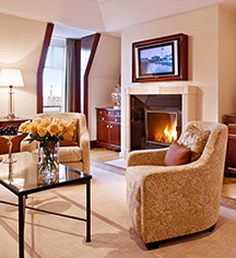 Accommodations:
Hotel Adlon Kempinski
in Berlin