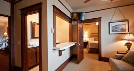 Accommodations:
Sacajawea Hotel
in Three Forks