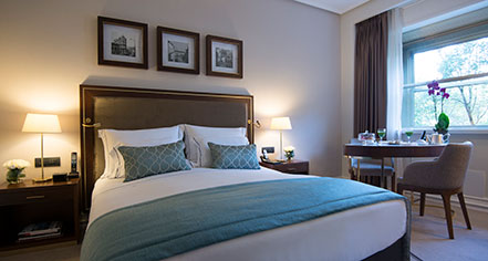 Accommodations:
Tivoli Lisboa
in Lisbon