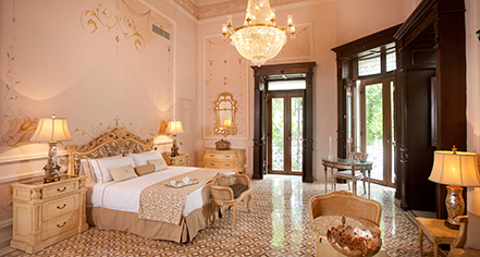 Accommodations:
Mansion Merida On the Park
in Merida