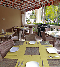 Dining at
Wyndham Merida
in Merida