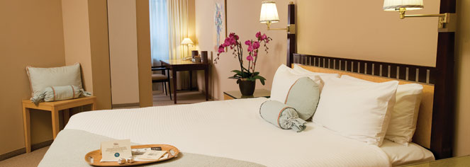 Accommodations:
Hotel Metro
in Milwaukee