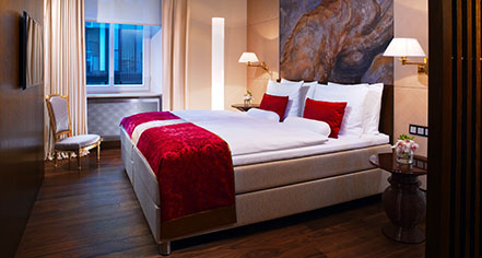 Accommodations:
Hotel Vier Jahreszeiten Kempinski Munich
in Munich