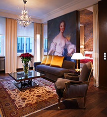 Accommodations:
Hotel Vier Jahreszeiten Kempinski Munich
in Munich