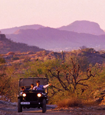 Activities:
Deogarh Mahal
in Deogarh Madaria
