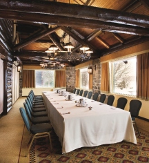 Meetings at
Fairmont Le Château Montebello
in Montebello