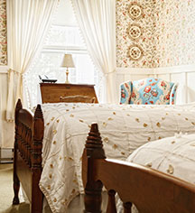 Accommodations:
The Red Lion Inn
in Stockbridge