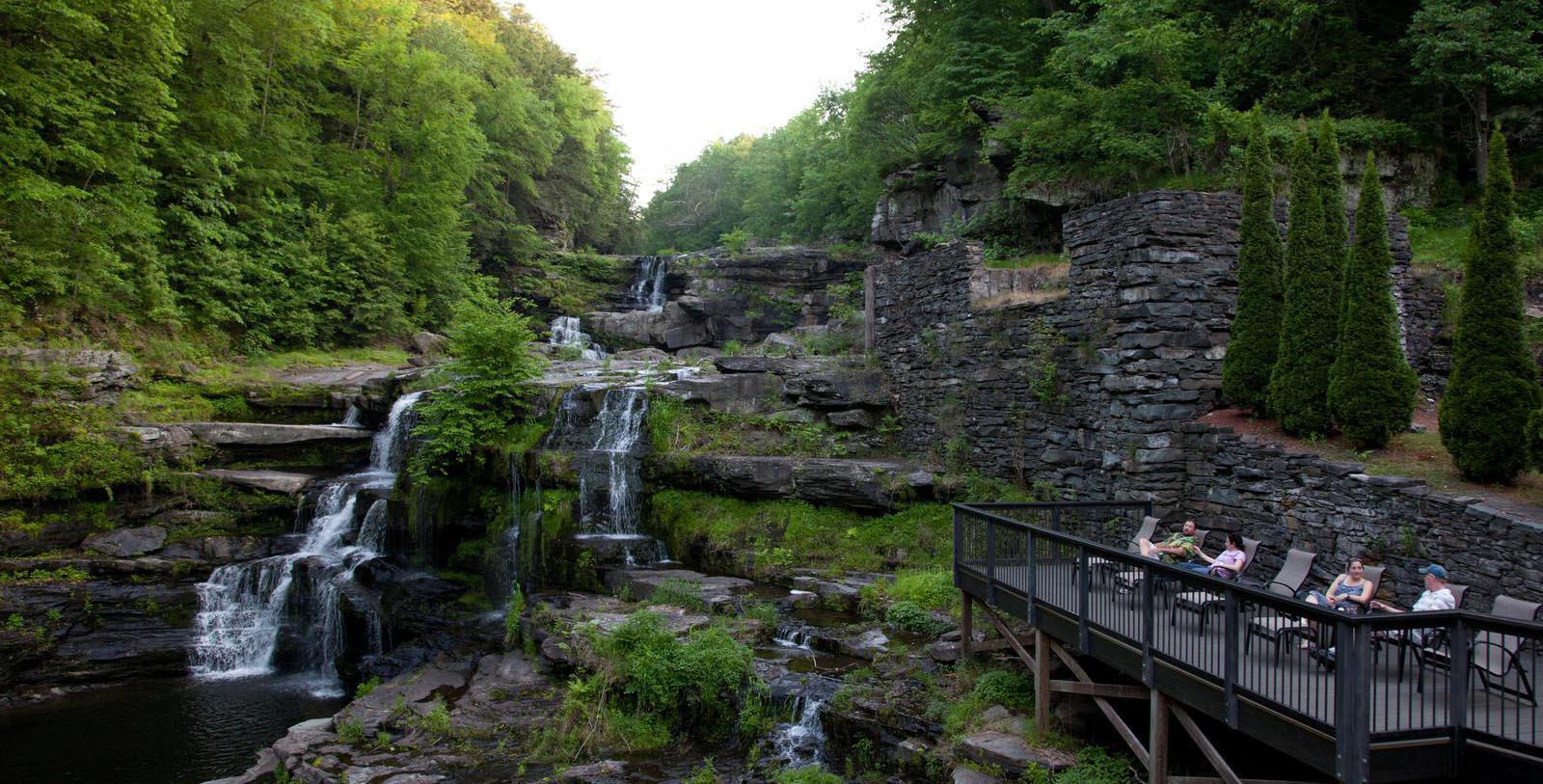 Take a day to explore the shores of Lake Wallenpaupack in Pennsylvania’s Pocono Mountains and nearby discover the Dorflinger Glass Museum.