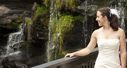 Weddings:
Ledges Hotel
in Hawley