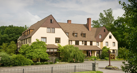 Accommodations:
The Settlers Inn at Bingham Park
in Hawley
