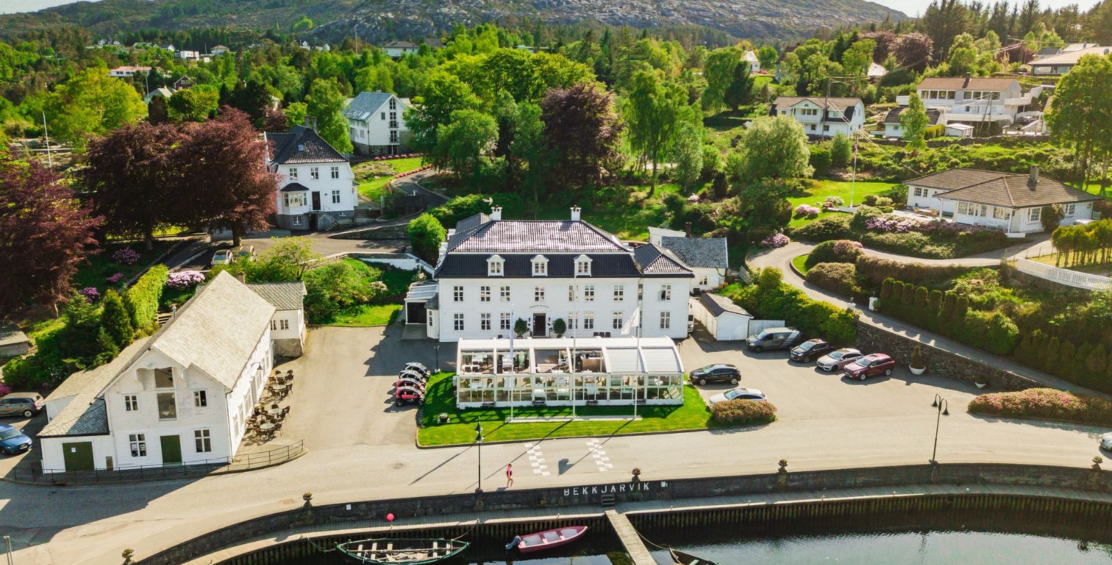 Image of hotel exterior Bekkjarvik Gjestgiveri, 1700s, Member of Historic Hotels Worldwide, in Norway, Overview