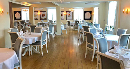 Dining at
Bekkjarvik Gjestgiveri
in Bekkjarvik
