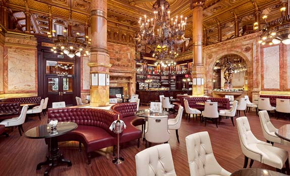 Hotel Metropole
- Dining