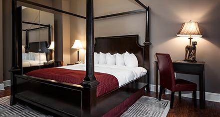 Accommodations:
Hotel Brexton
in Baltimore