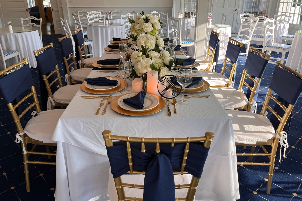 Banquet Table