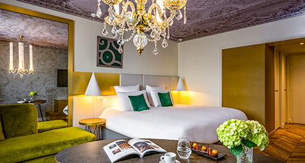 Accommodations:
Hôtel Le Louis Versailles Château - MGallery by Sofitel
in Versailles