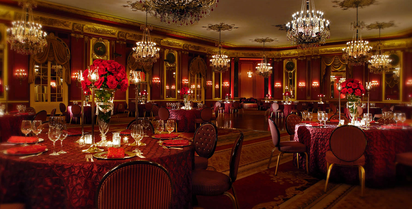 Image of Dining Area in Palmer House®, A Hilton Hotel, 1871, Member of Historic Hotels of America, in Chicago, Illinois, Hot Deals
