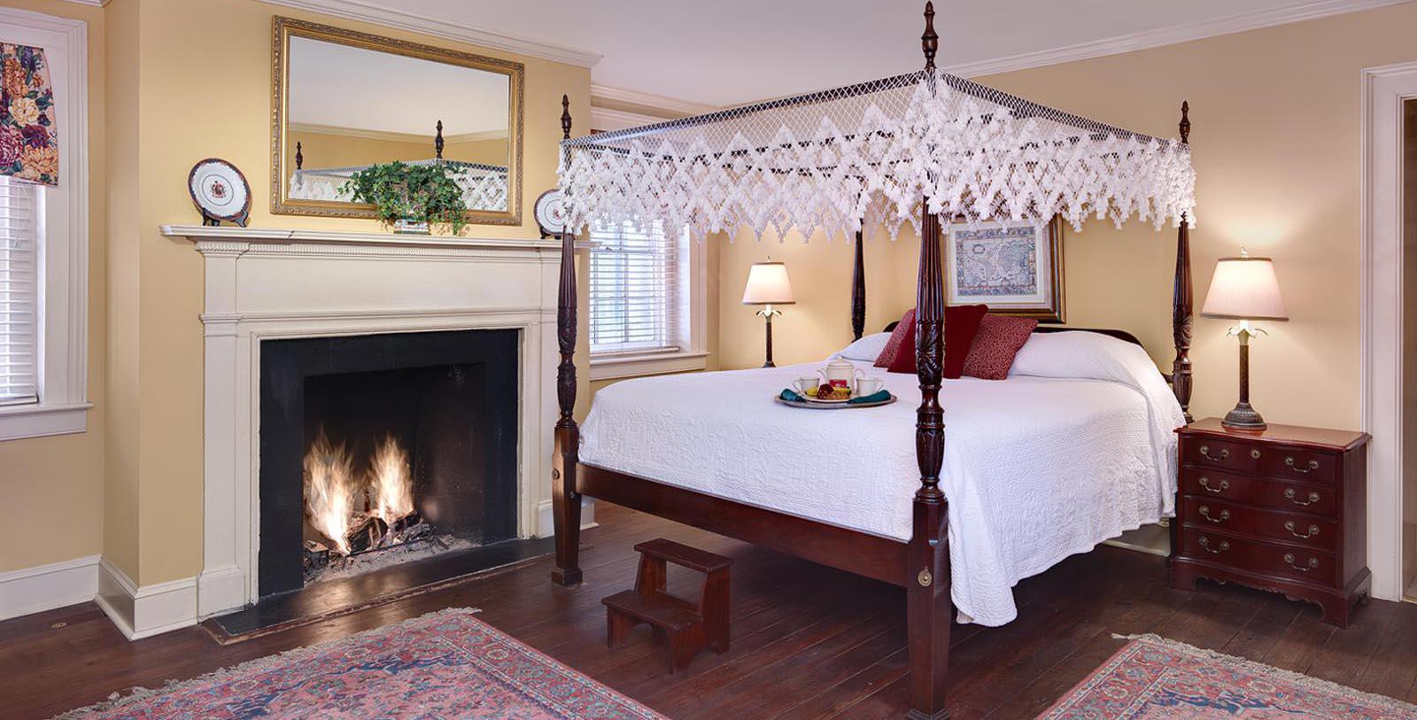 Image of Guestroom Interior, Kings Courtyard Inn in Charleston, South Carolina, 1853, Member of Historic Hotels of America, Location Map