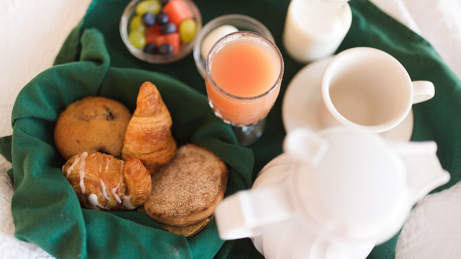 Image of Friends Dining at Restaurant, Kings Courtyard Inn in Charleston, South Carolina, 1853, Member of Historic Hotels of America, Taste