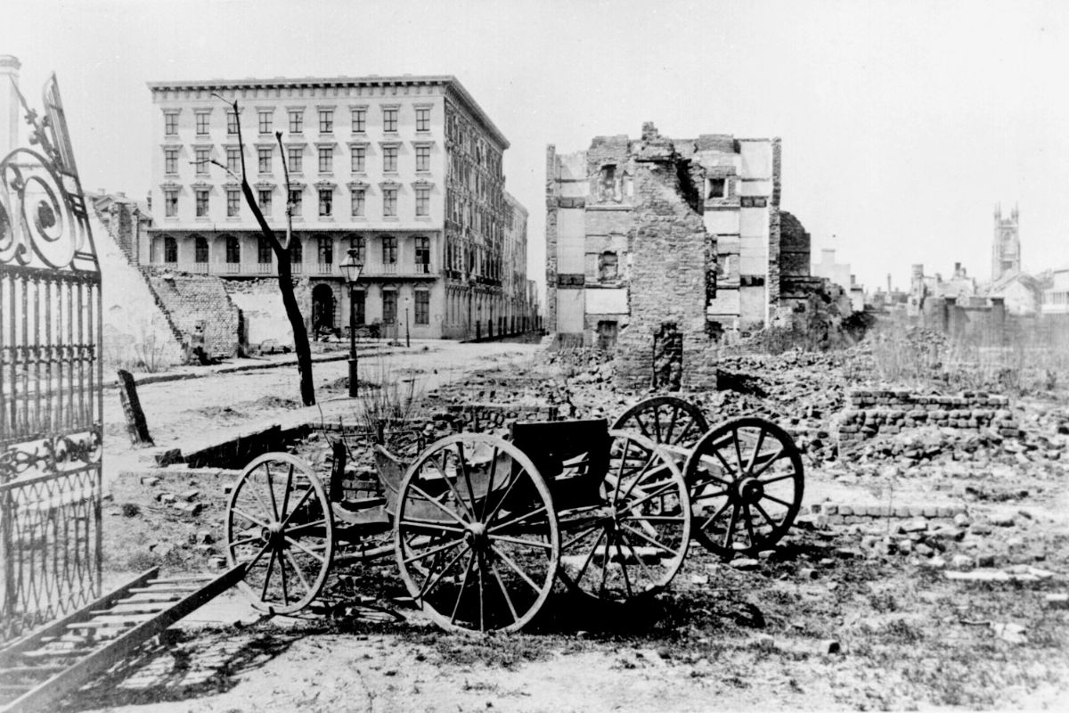 Historical Image of Mills House Charleston.