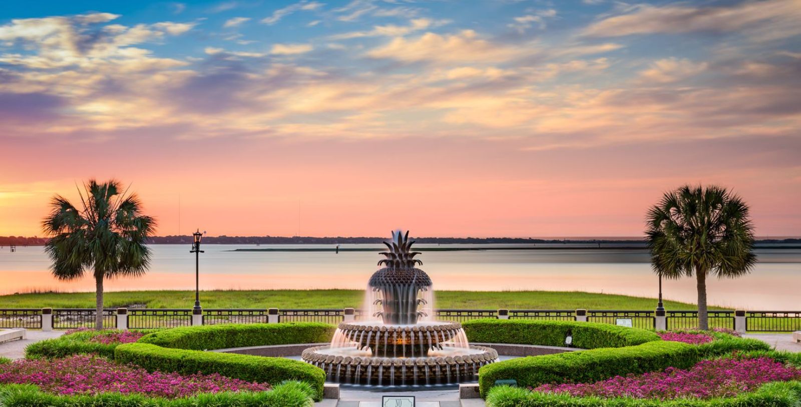 Explore some of Charleston’s most renowned landmarks, like the Magnolia Plantation and Gardens, Fort Sumter National Monument, and the technicolor homes of Rainbow Row.