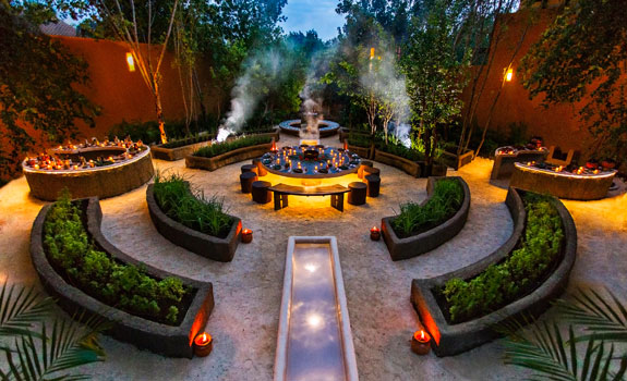 Banyan Tree Mayakoba
- Dining