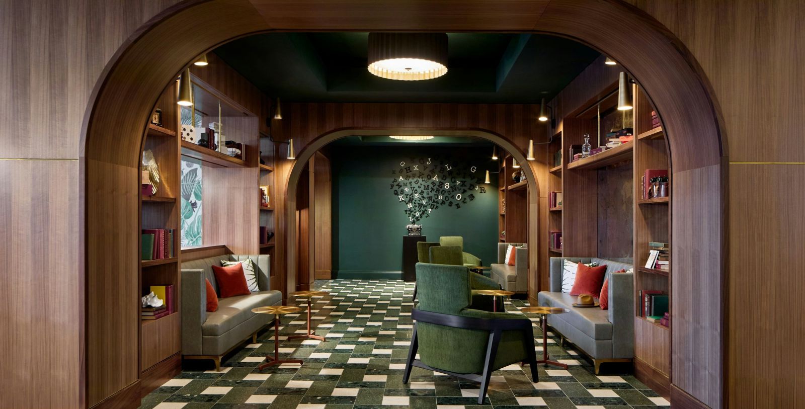 Discover the classic charm of La Concha Hotel & Spa.
