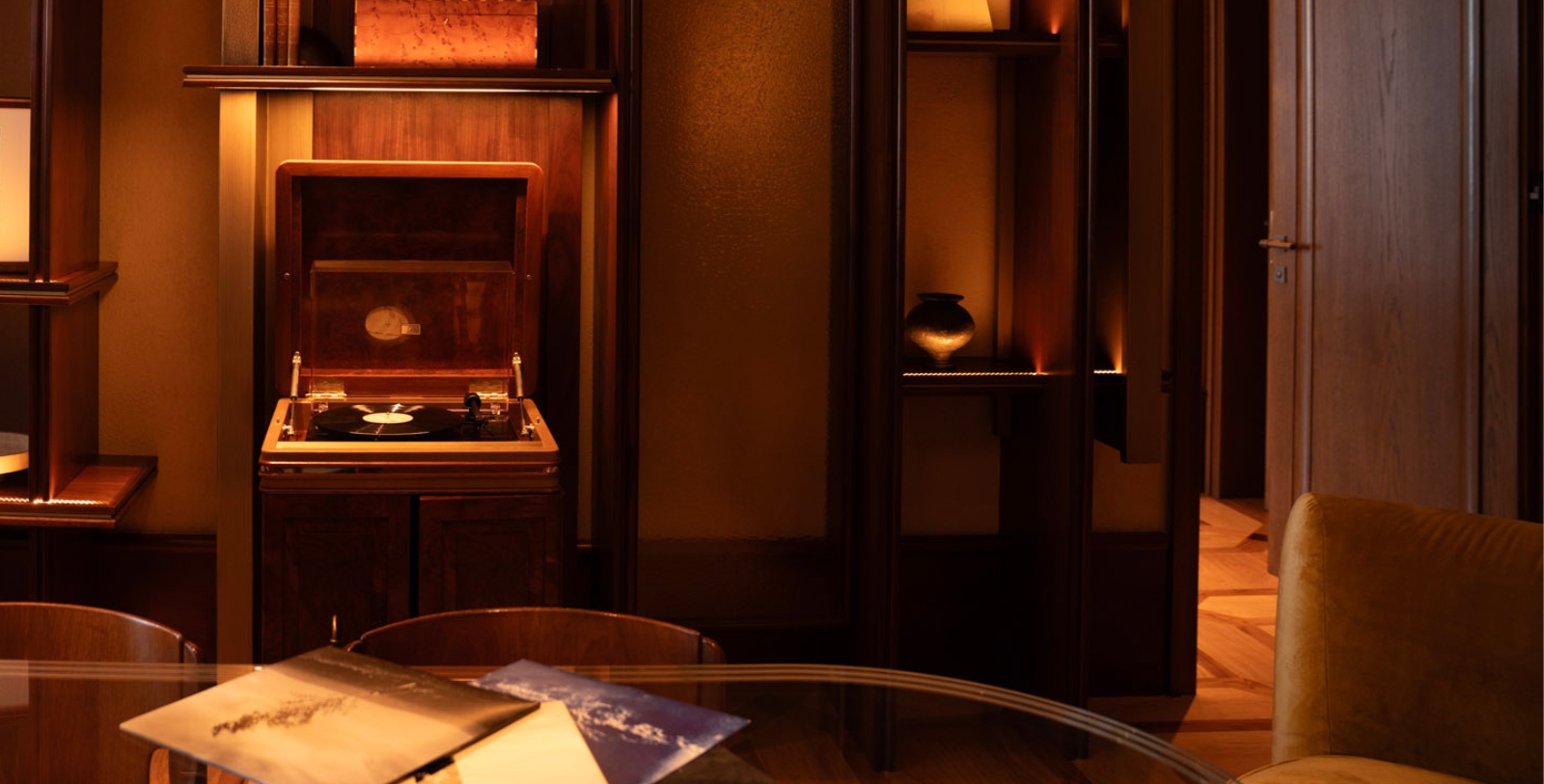 Experience la dolce vita (“the good life”) at Orient Express La Minerva.