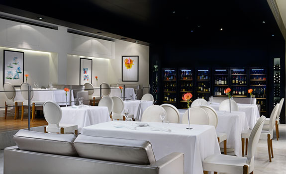 The First Roma
- Dining