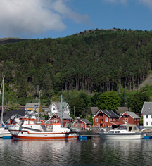 Knutholmen Hotell
in Kalvag