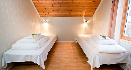 Knutholmen Hotell
in Kalvag