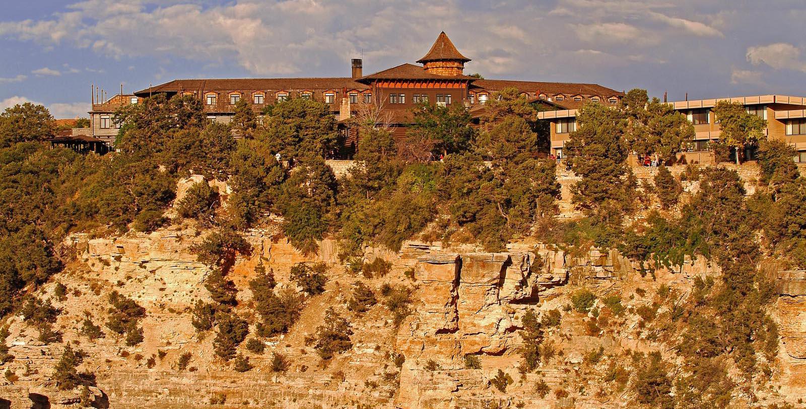 Discover the native stone and Oregon pine façade of El Tovar Hotel.