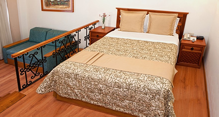 Accommodations:
Hotel de Mendoza
in Guadalajara