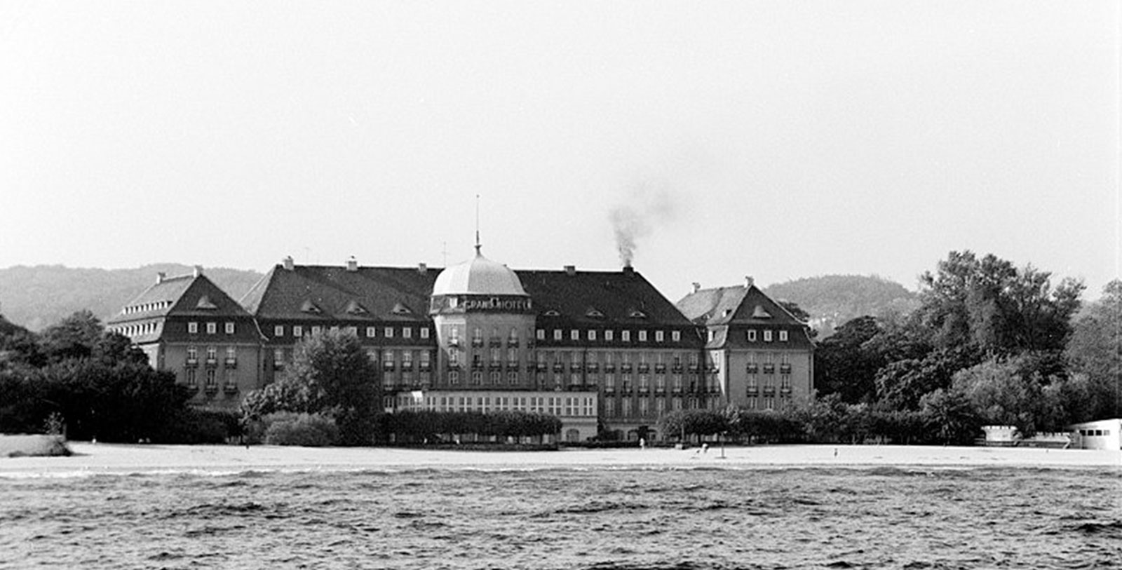 Historic Image of Hotel Façade Sofitel Grand Sopot, 1927, Member of Historic Hotels Worldwide, in Sopot, Poland, History
