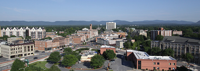 Local Attractions:
The Queensbury Hotel
in Glens Falls