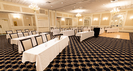 Meetings at
The Queensbury Hotel
in Glens Falls