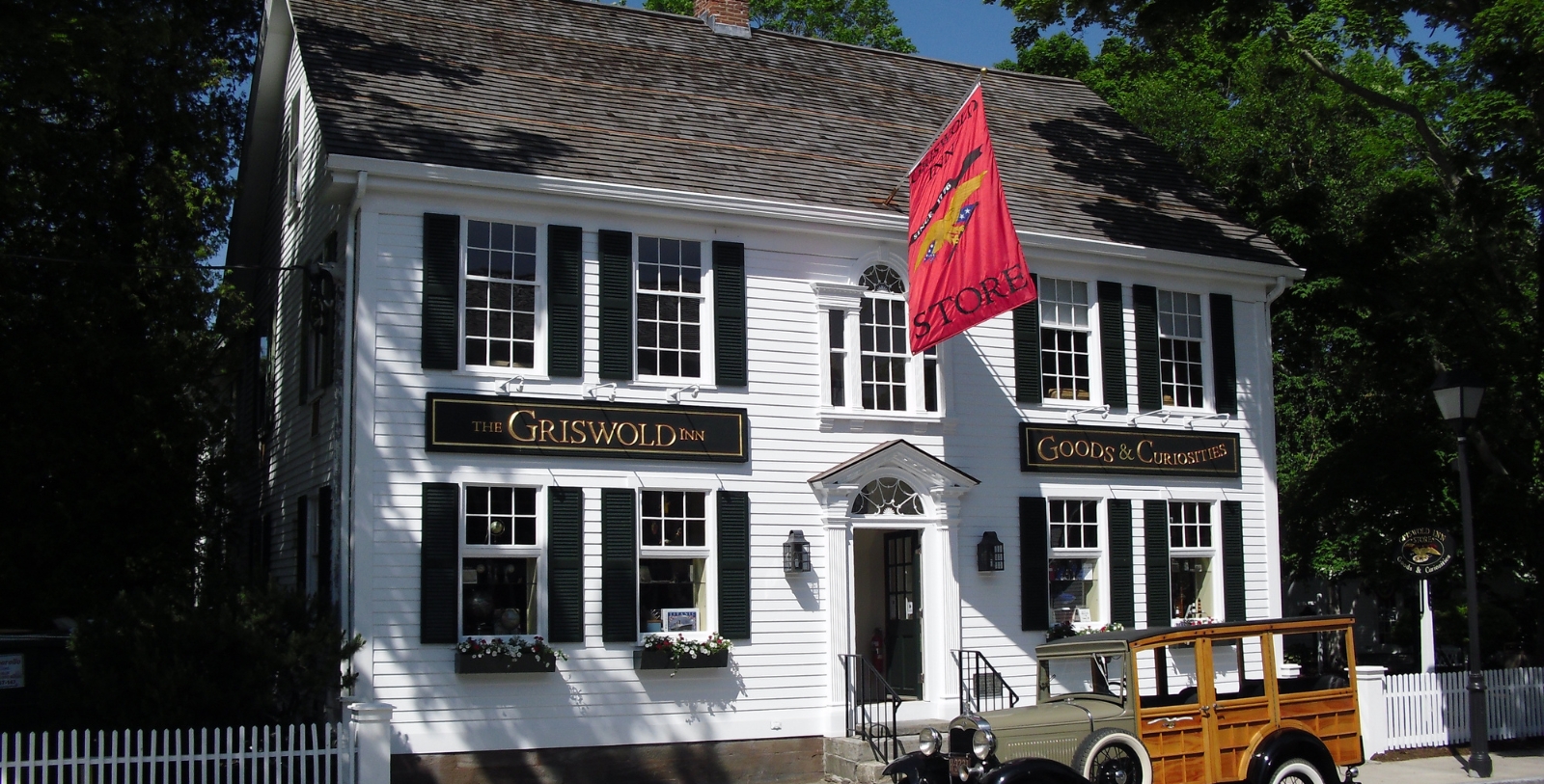 Image of Hotel Exterior of The Griswold Inn, 1776, a Member of Historic Hotels of America in Essex, Connecticut. 
