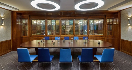 Meetings at
Reichshof Hamburg, Curio Collection by Hilton
in Hamburg