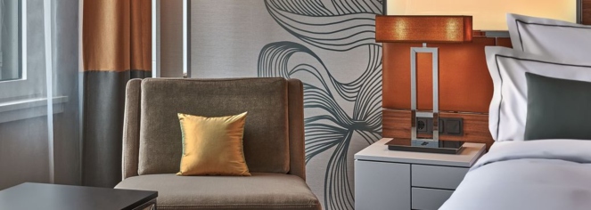 Reichshof Hamburg, Curio Collection by Hilton
in Hamburg