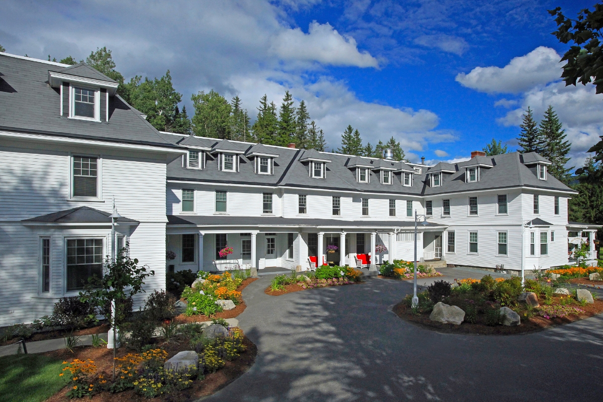 Image of Hotel Exterior, Omni Bretton Arms Inn, Bretton Woods, New Hampshire, 1896, Member of Historic Hotels of America, Special Offers, Discounted Rates, Families, Romantic Escape, Honeymoons, Anniversaries, Reunions