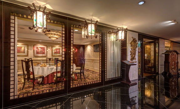 Regal Airport Hotel
- Dining