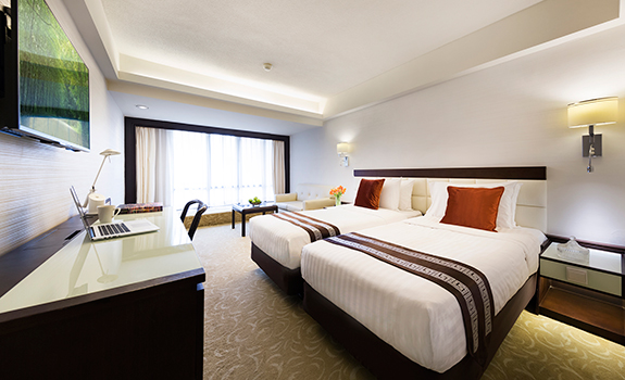 Regal Oriental Hotel
- Accommodations