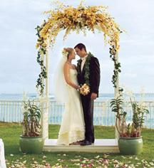 Wedding Hotels In Honolulu Hawaii Moana Surfrider A Westin Weddings Moana Surfrider A Westin Resort Spa In Honolulu