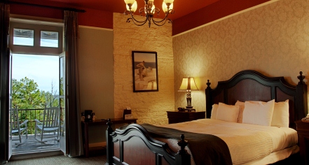 Accommodations:
1886 Crescent Hotel & Spa
in Eureka Springs