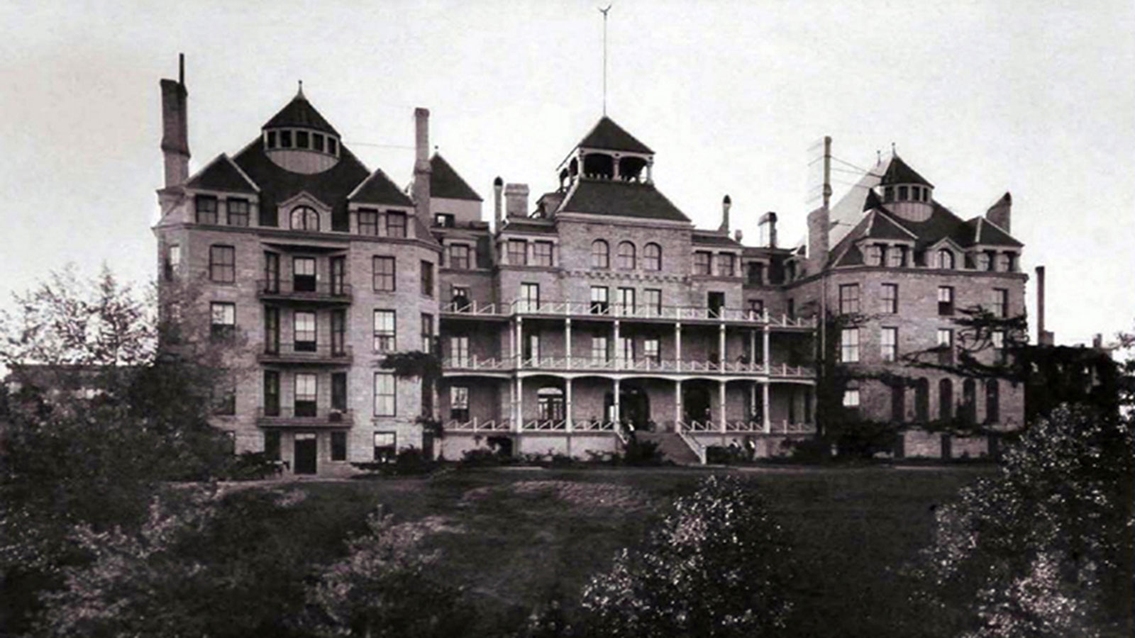 Image of Hotel Exterior 1886 Crescent Hotel & Spa, Member of Historic Hotels of America, in Eureka Springs, Arkansas
