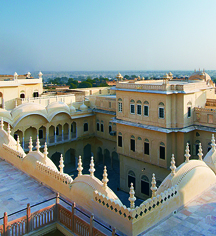 Local Attractions:
Alsisar Mahal
in Jhunjhunu