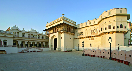 Local Attractions:
Alsisar Mahal
in Jhunjhunu