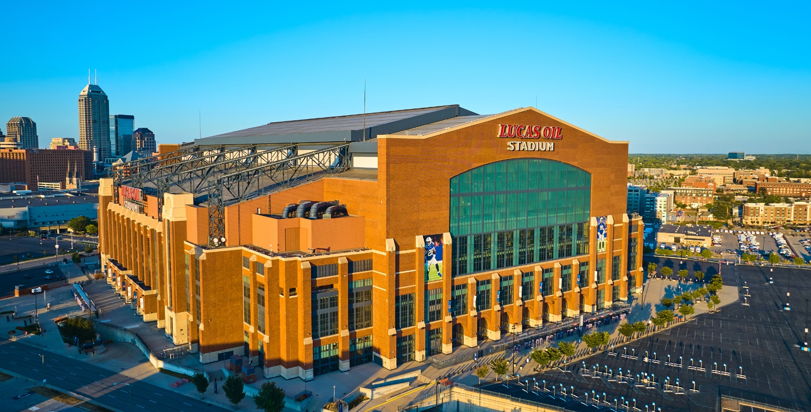 Explore the many venues that highlight Indianapolis’s arts, sports, and innovation.