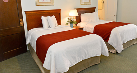 Accommodations:
Penn Wells Hotel
in Wellsboro